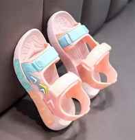 Sepatu sandal
