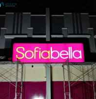 Neon Box Serang