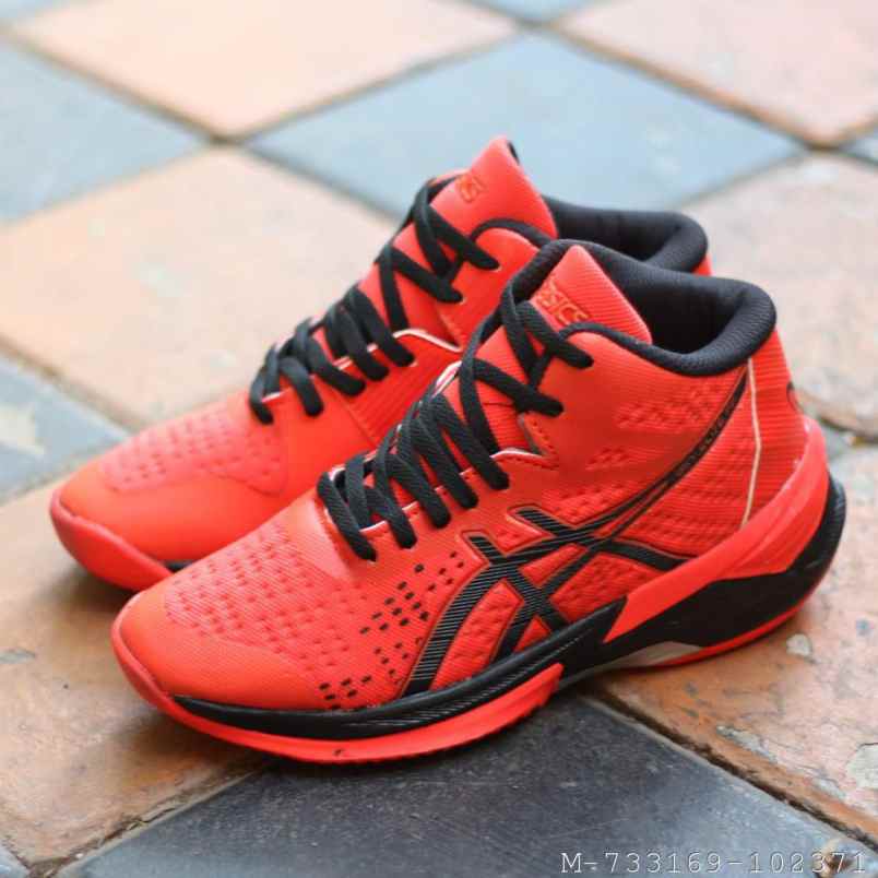 sepatu dan sandal cibodas