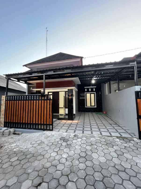 rumah sleman