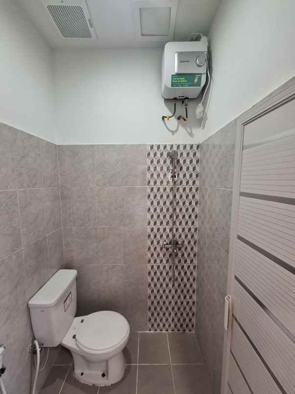 kost tangerang selatan