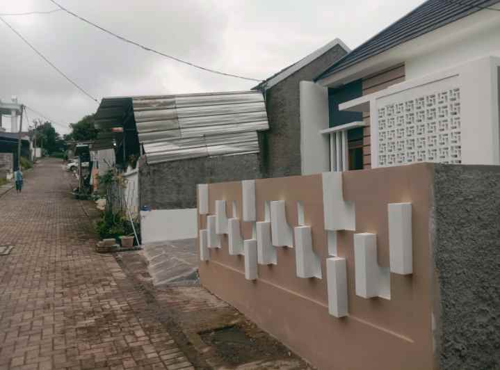 rumah ngamprah