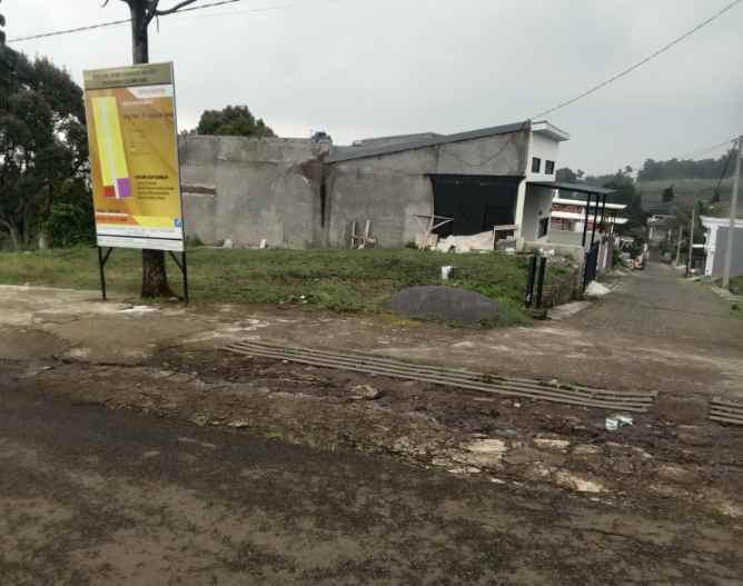 tanah ngamprah
