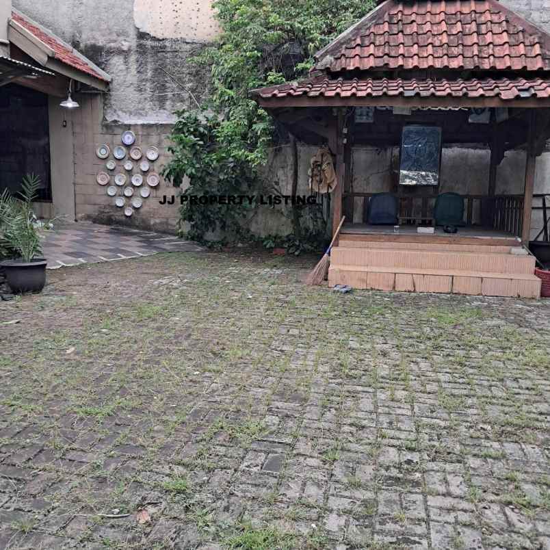 rumah kelapa dua