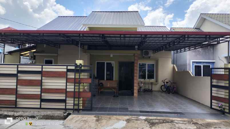 rumah pontianak tenggara