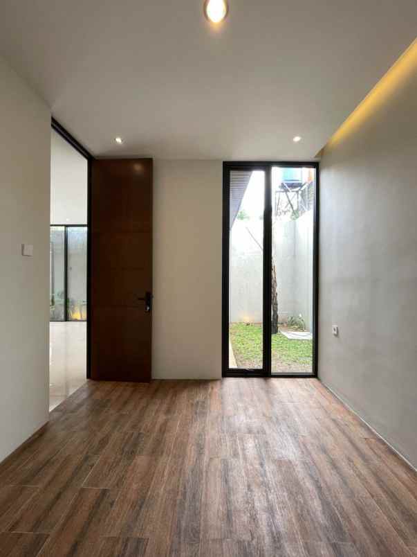 rumah seyegan