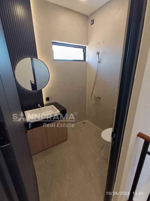 rumah babakan madang