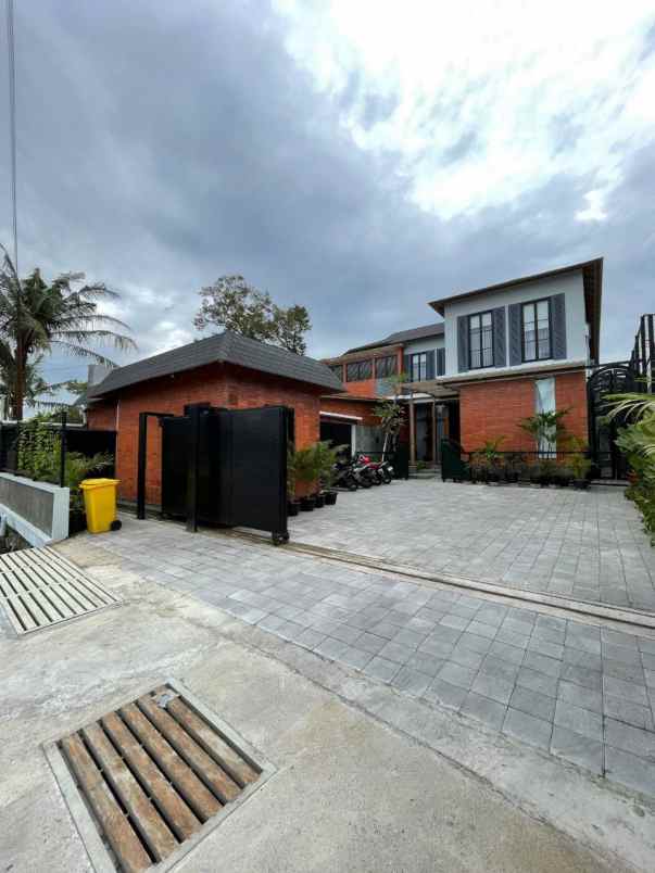villa pakem
