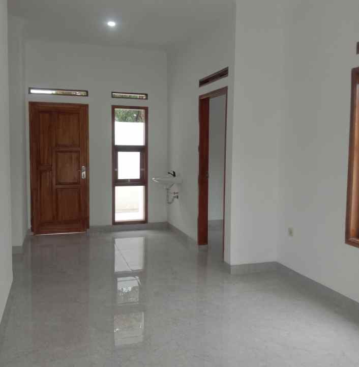 rumah ngamprah