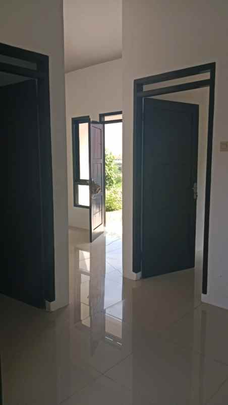rumah ujung berung