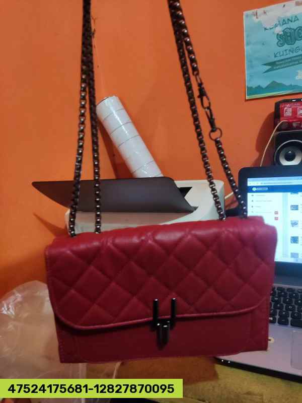 tas dan dompet tanah sereal
