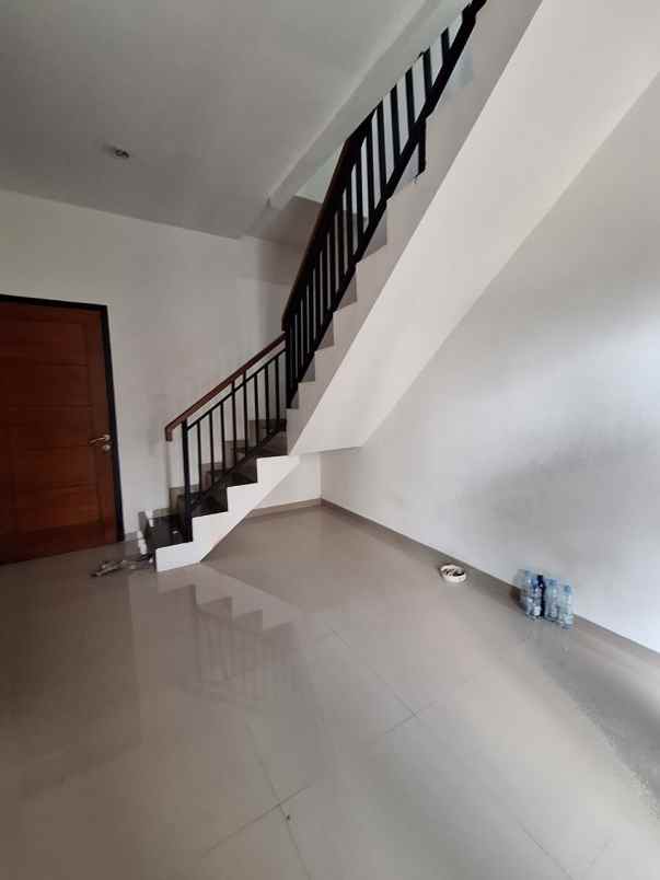 rumah tangerang selatan