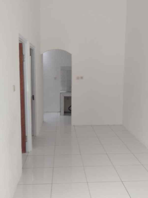 rumah tanah sereal