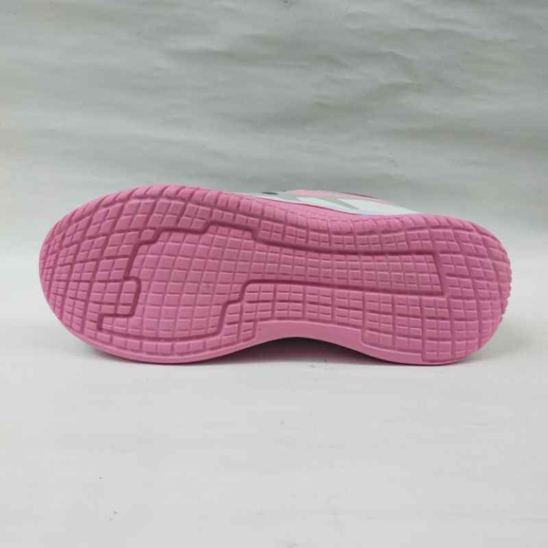 sepatu dan sandal pria karawaci