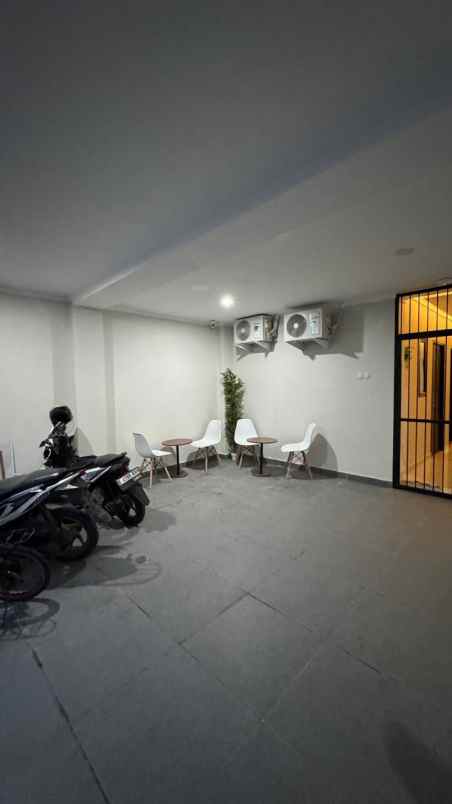 kost jakarta barat