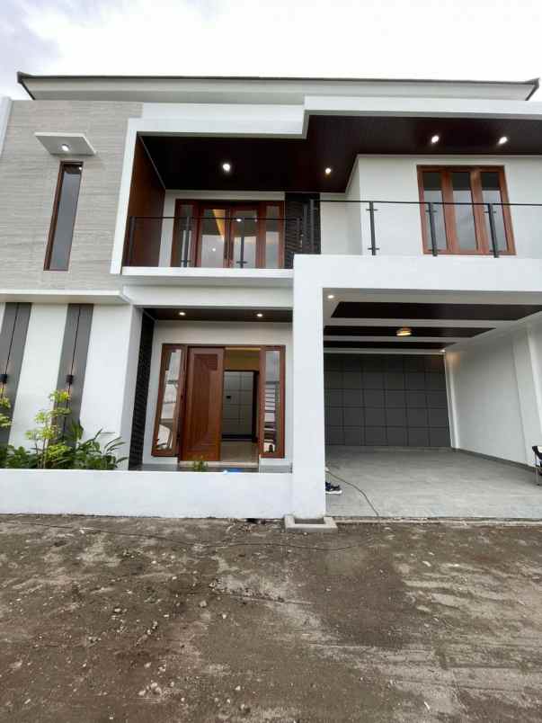 rumah sleman