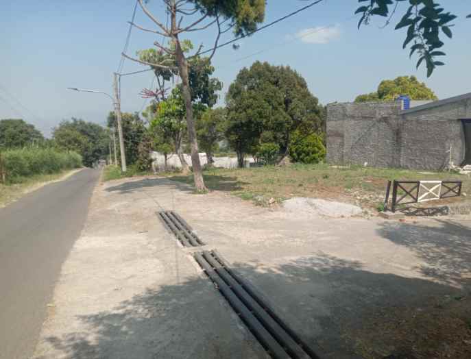 tanah ngamprah
