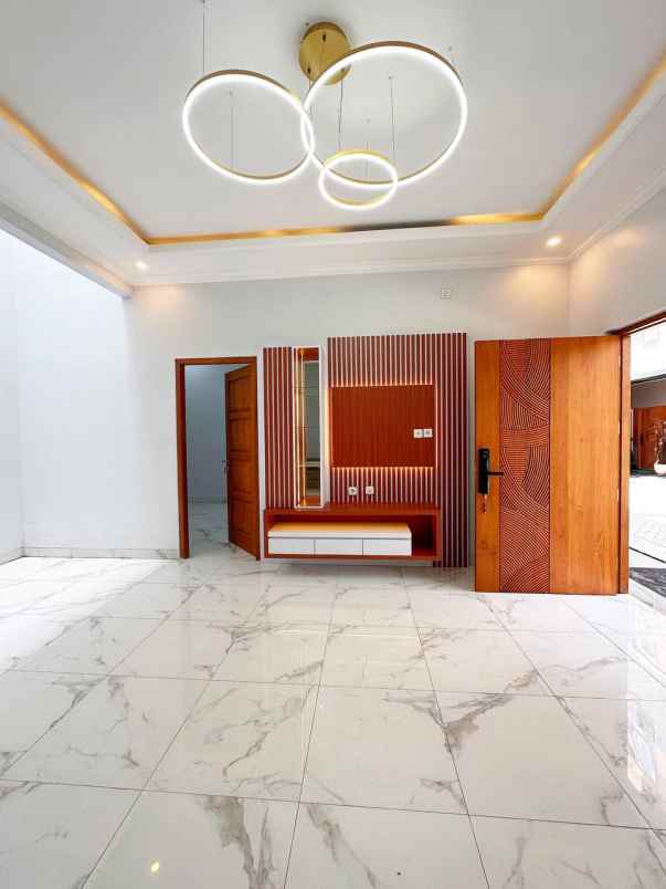 rumah jakarta selatan