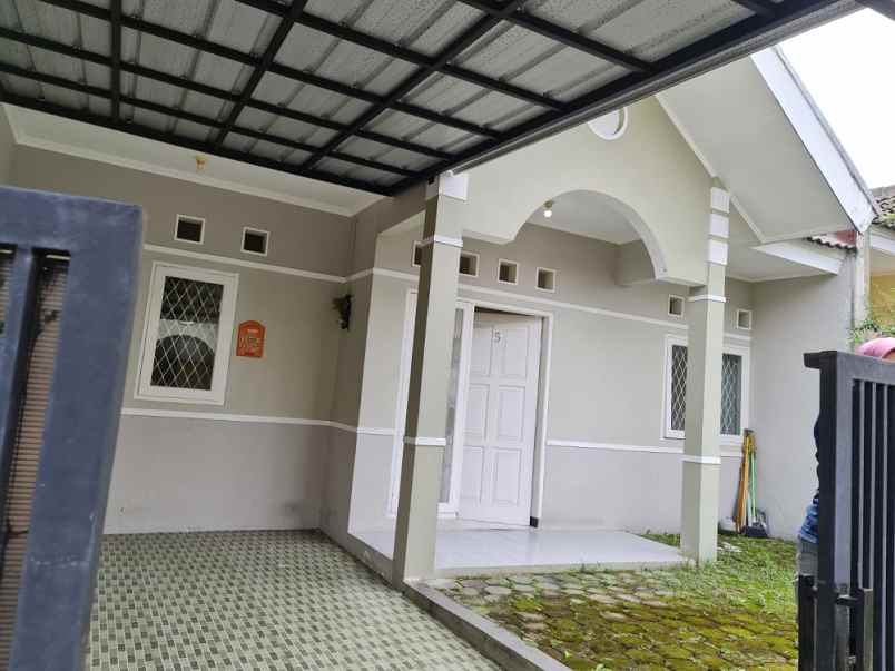 rumah bogor tengah