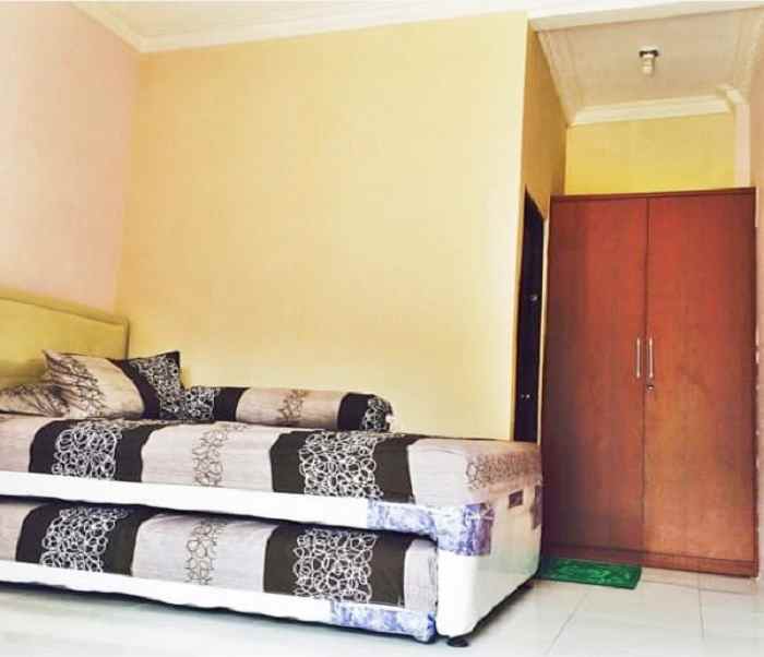 kost tanjung karang barat