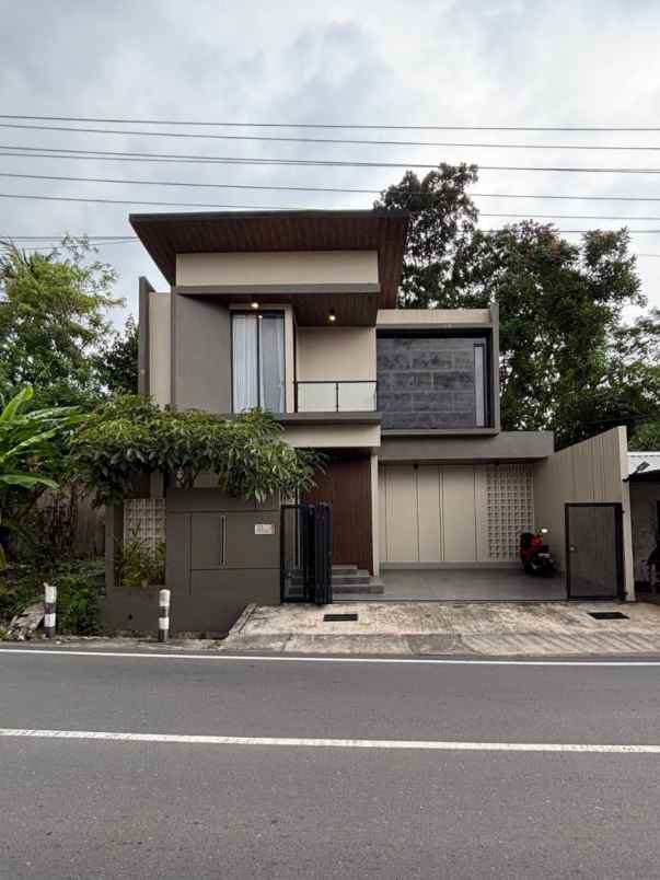 rumah sleman