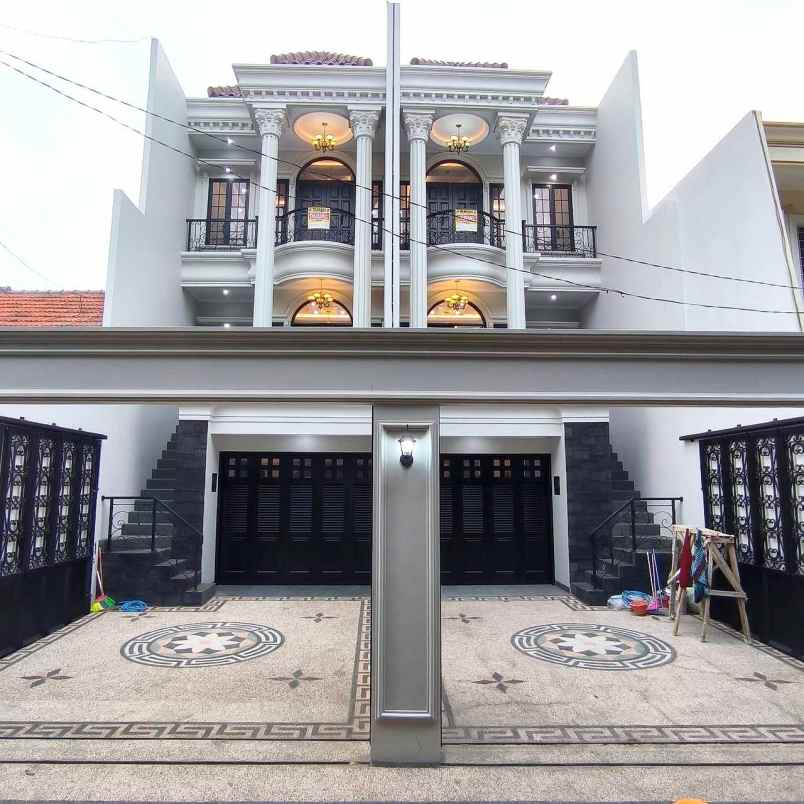 rumah pasar minggu