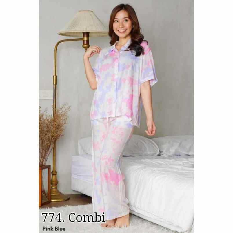 busana lain jagakarsa