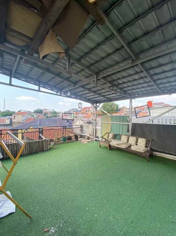 rumah pasar rebo