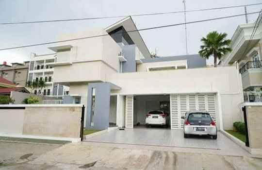 rumah pontianak kota