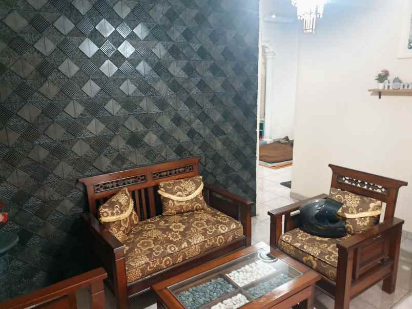 rumah jatinangor