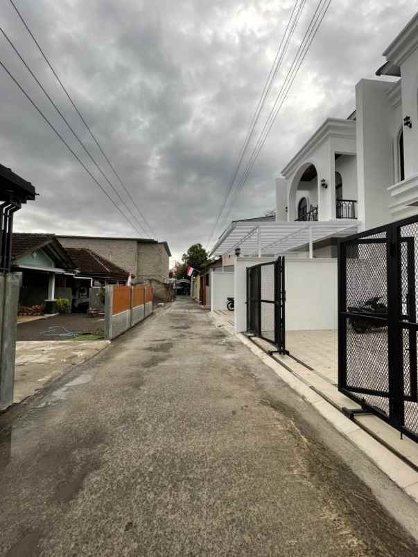 rumah sleman