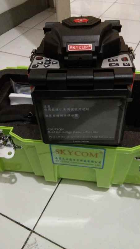 elektronik lain karang tengah