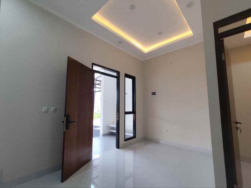 rumah bekasi